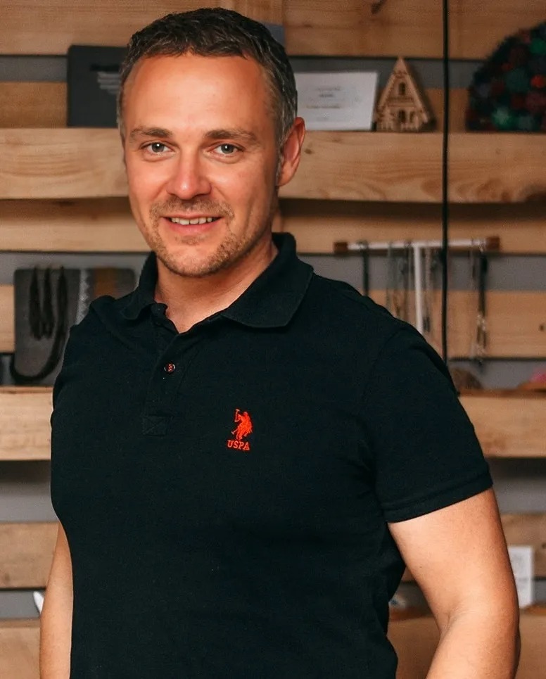 Stephen Baker